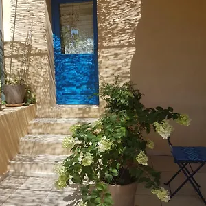 Bed & Breakfast La Colline Bleue, Banne